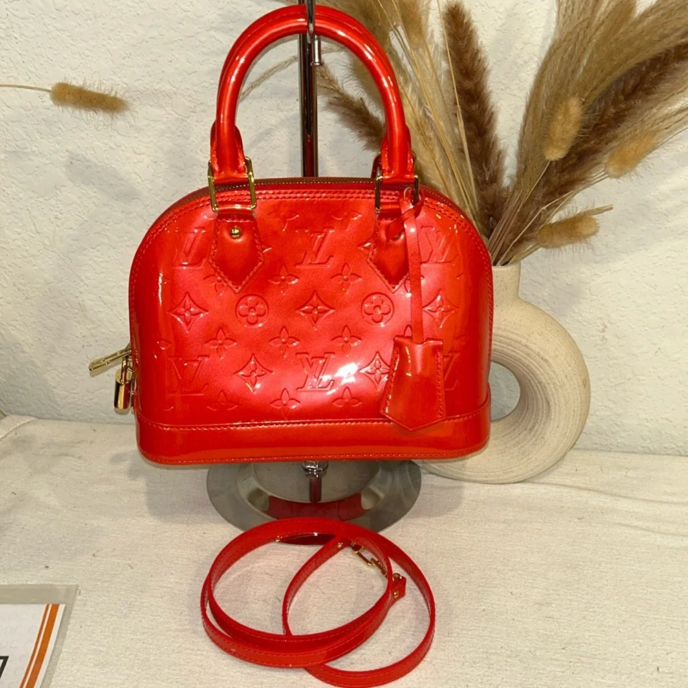 Louis Vuitton Alma BB authentic